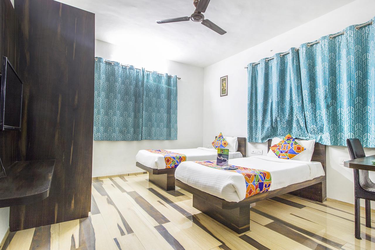 Fabhotel Pruthamesh Pride นาสิก ภายนอก รูปภาพ