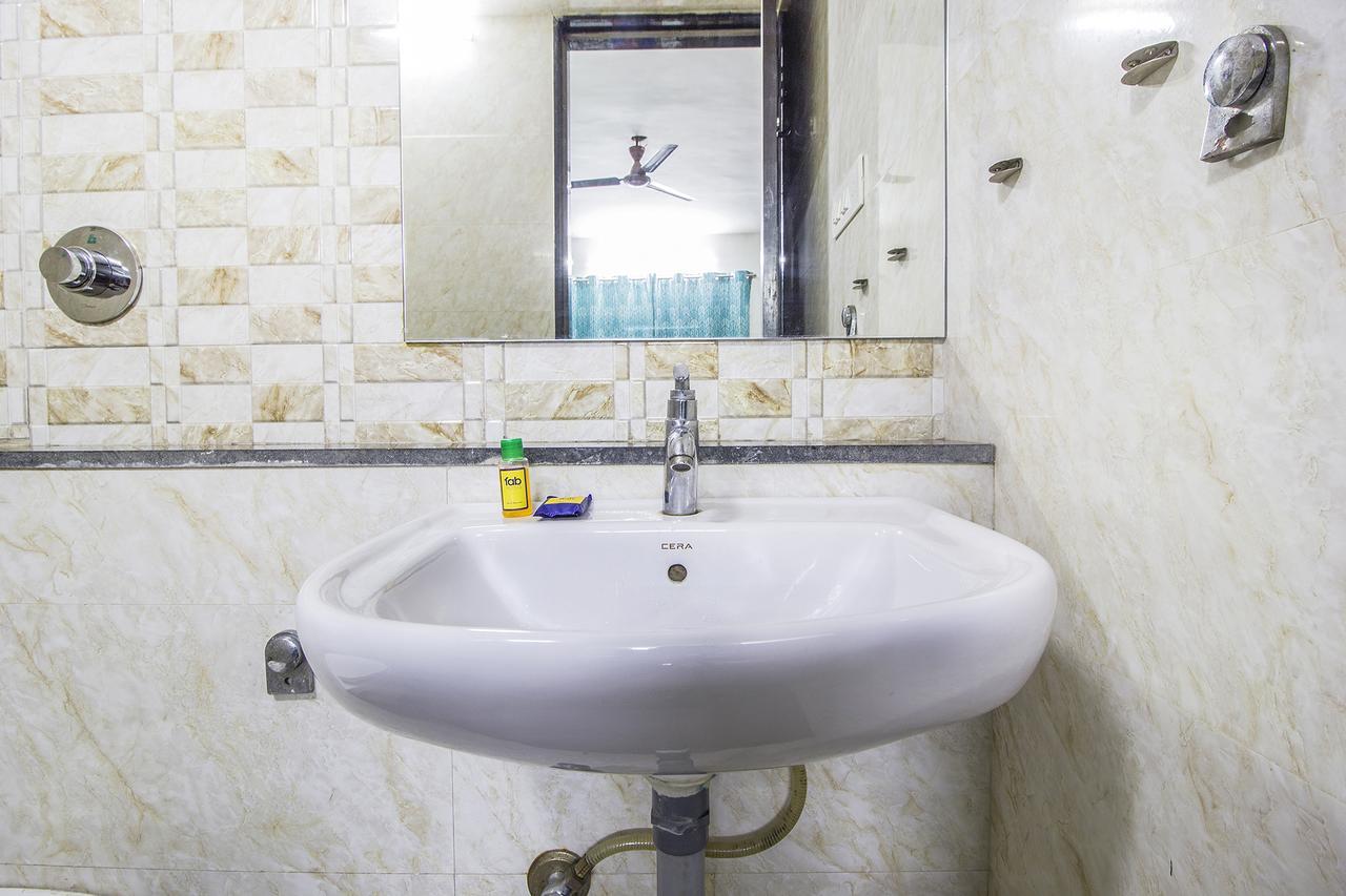 Fabhotel Pruthamesh Pride นาสิก ภายนอก รูปภาพ