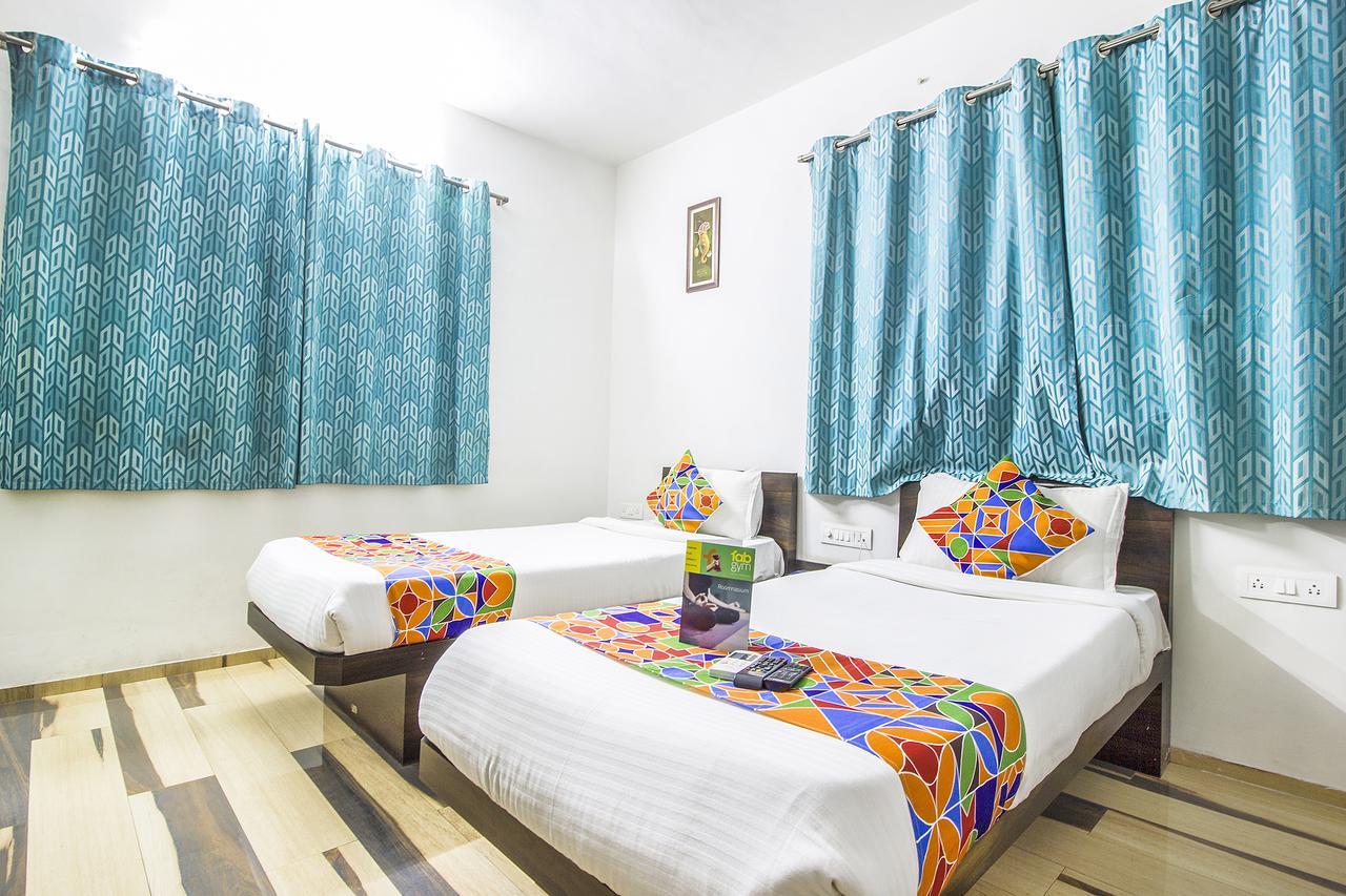 Fabhotel Pruthamesh Pride นาสิก ภายนอก รูปภาพ